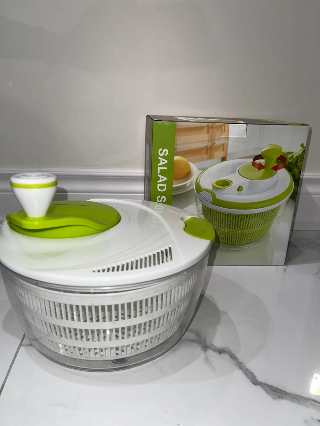 Salad Spinner - Brand New thumbnail