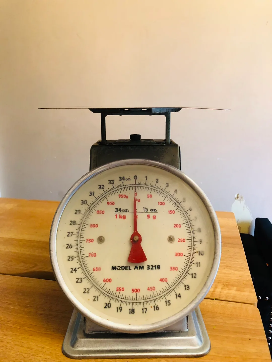Vintage AM 3218 Kitchen Scale thumbnail