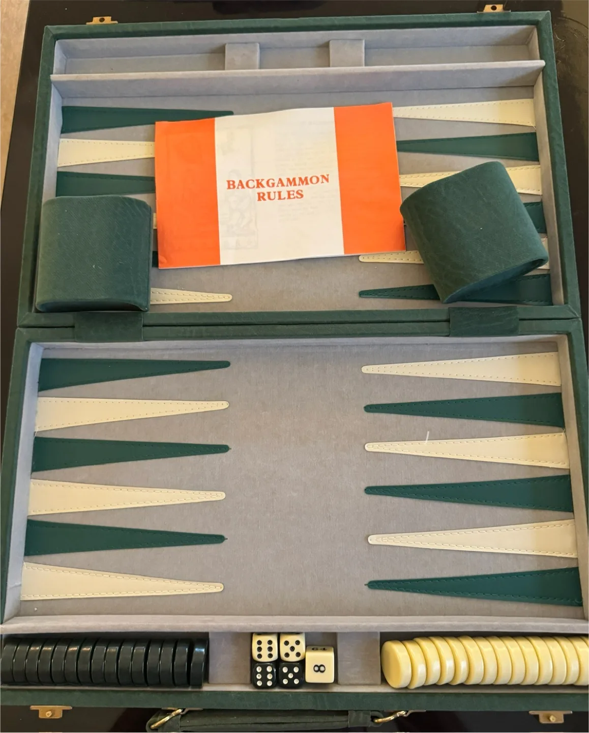 Backgammon Set - Complete thumbnail