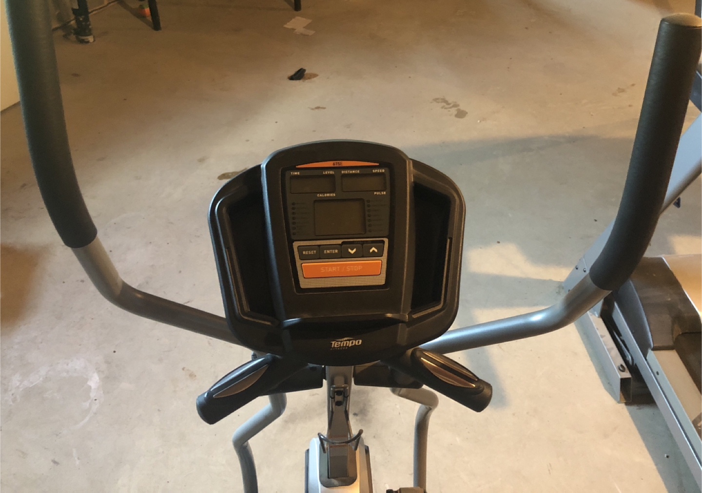 Tempo Fitness 615E Elliptical - photo 3