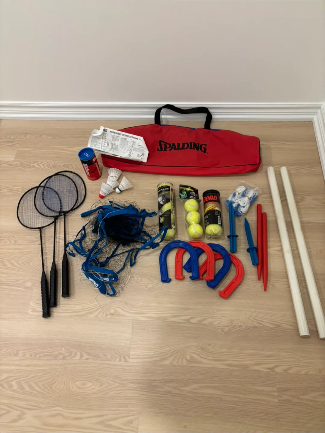 Spalding Badminton Set & Horseshoe Game thumbnail