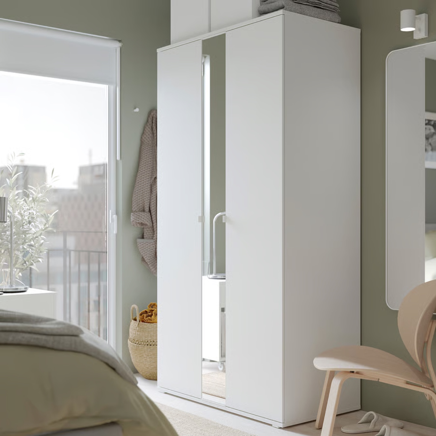 IKEA VIHALS Wardrobe with 2 doors, white - photo 2