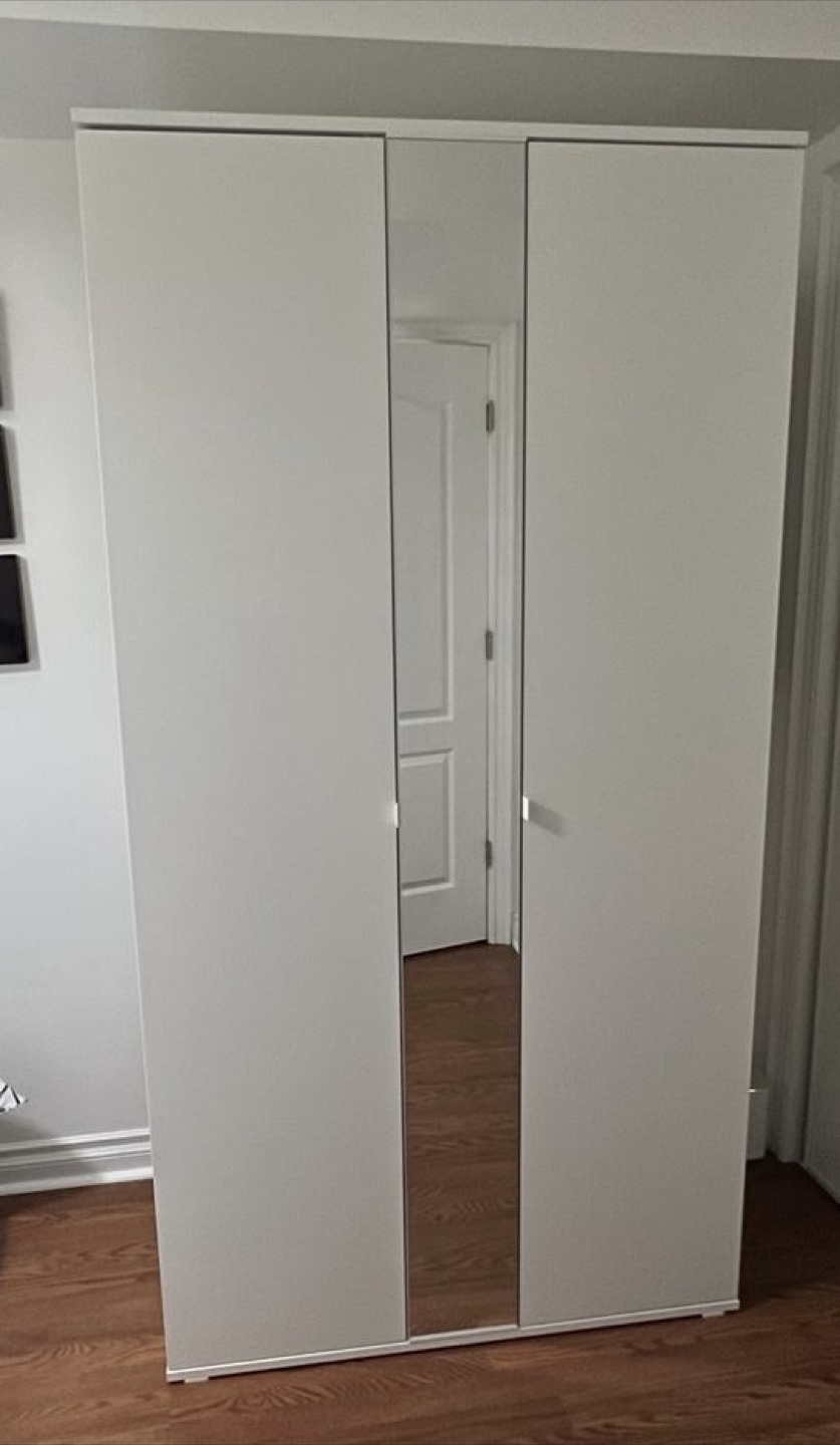 IKEA VIHALS Wardrobe with 2 doors, white