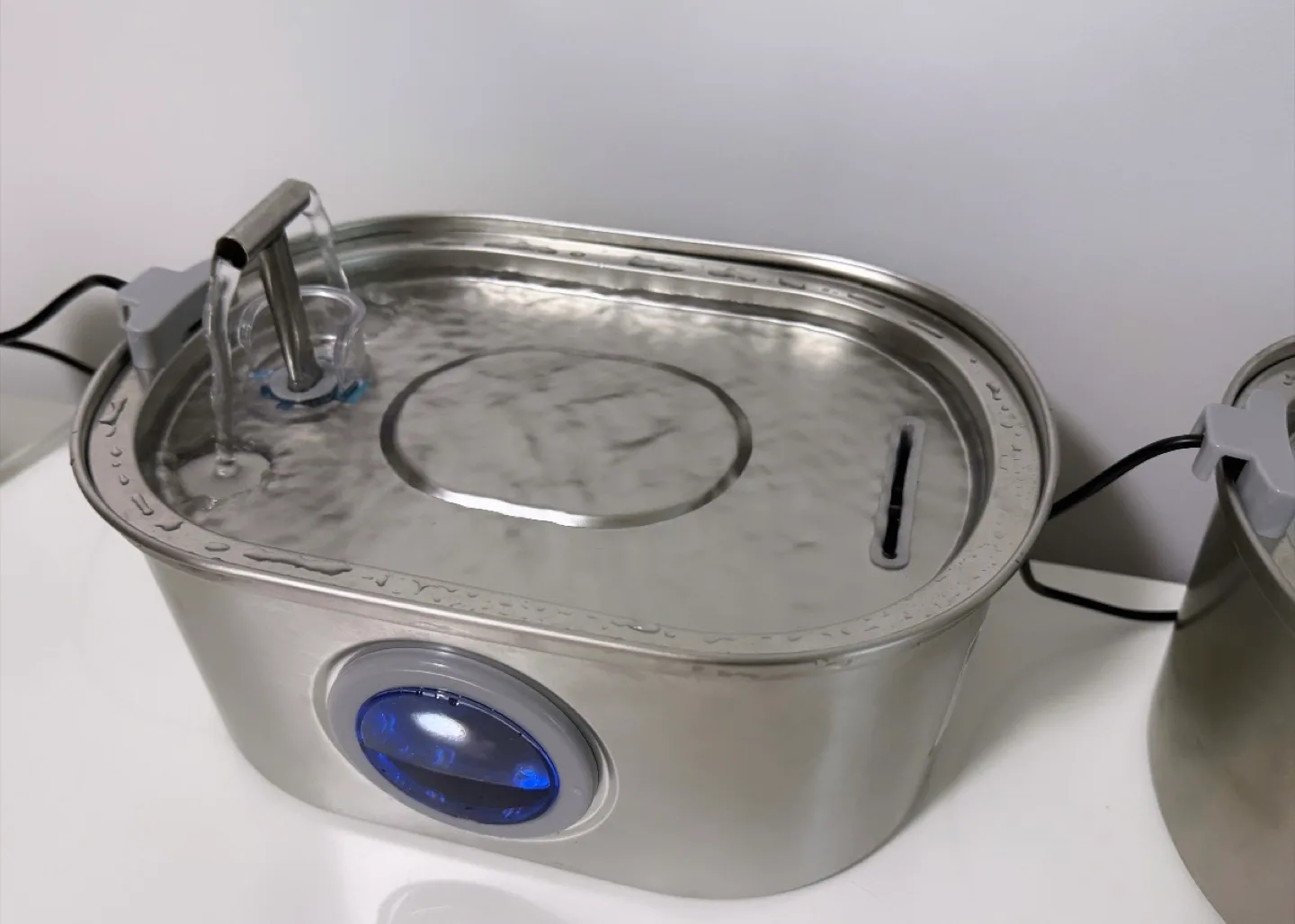 Stainless Steel Pet Water Fountain with filters image indicator(4)