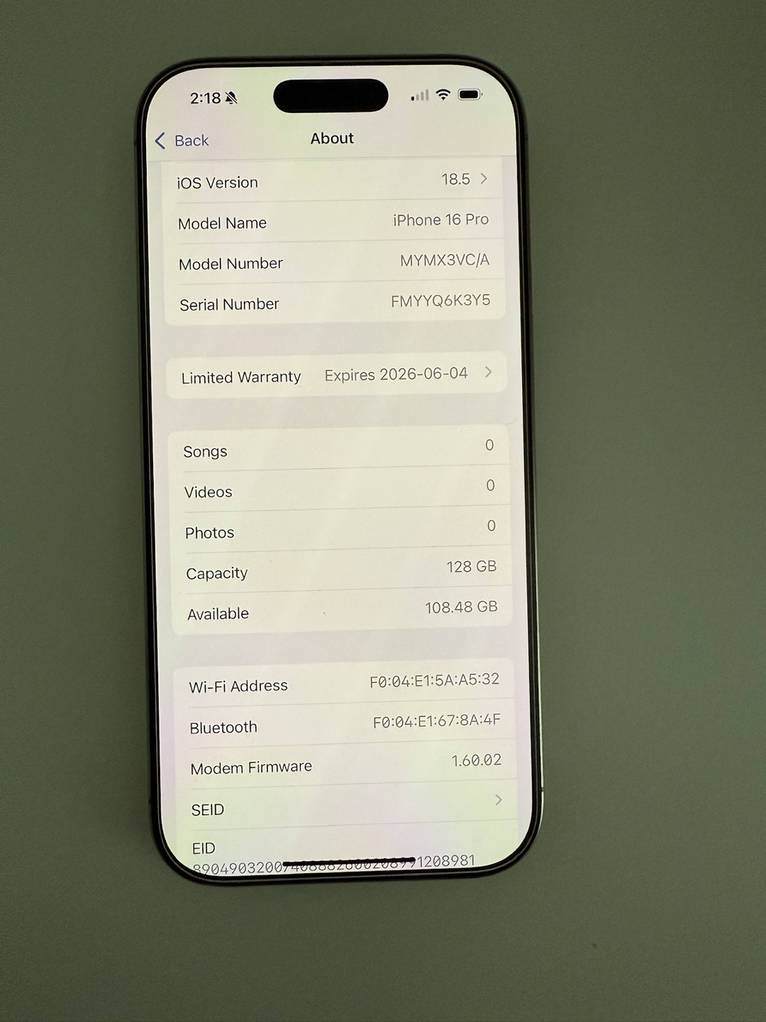New iPhone 16 Pro - 128GB Gold - photo 4