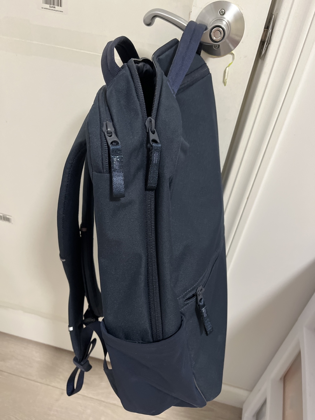 Lululemon Backpack - Navy Blue - photo 3