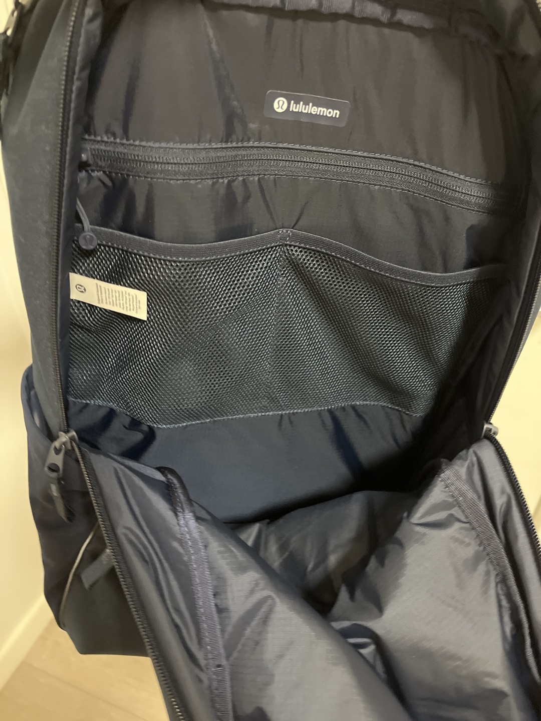 Lululemon Backpack - Navy Blue - photo 4