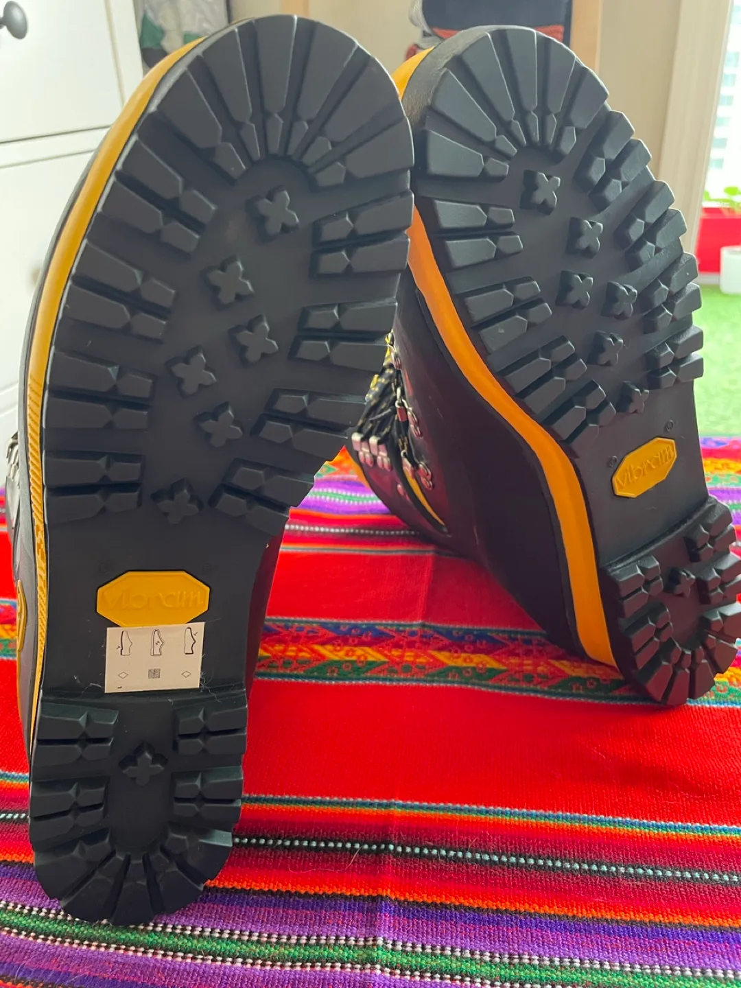 Asolo AFS 8000 Alpine Expedition Boots - Size 7.5 image indicator(9)