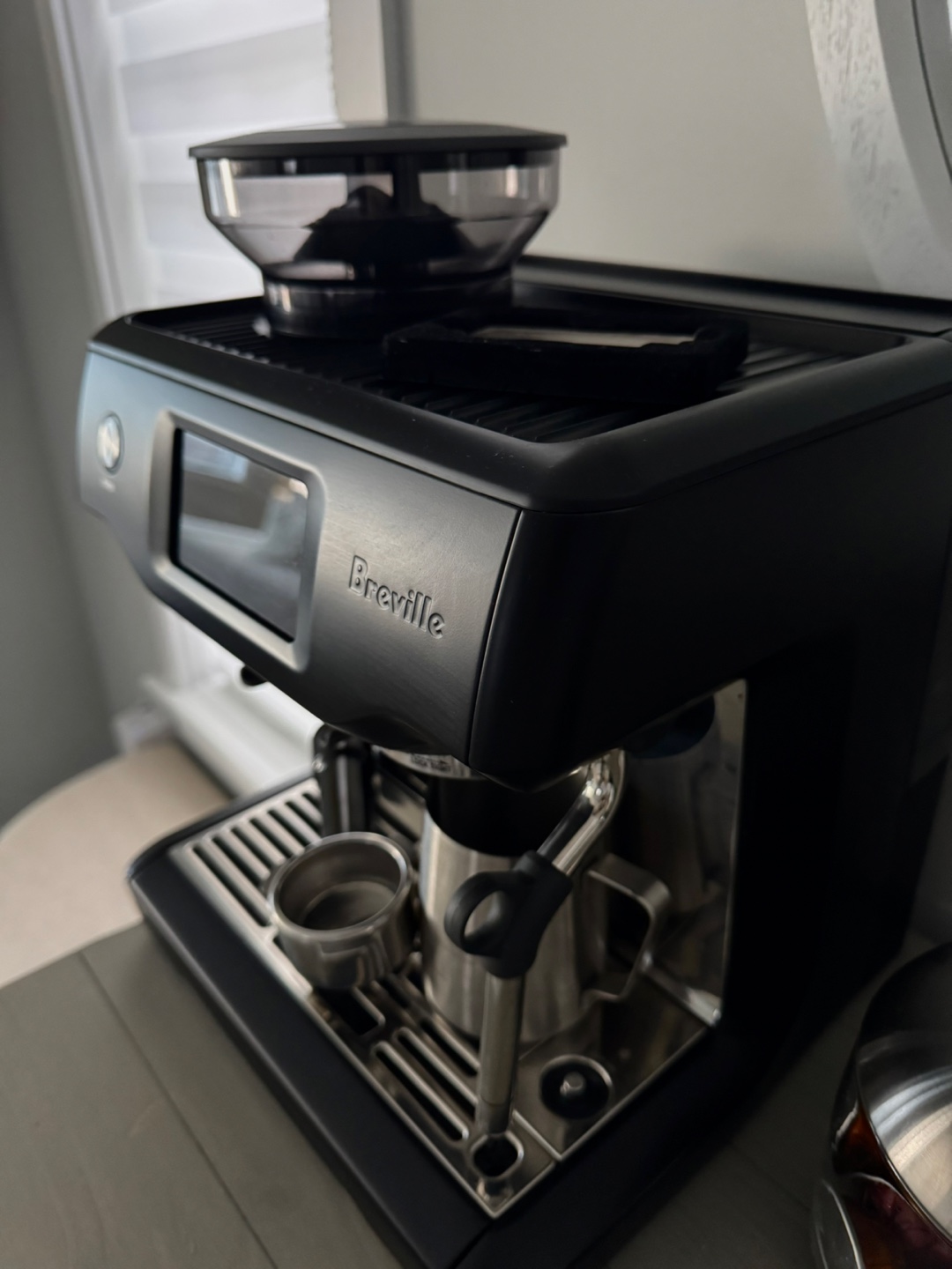 💥 Breville Barista Touch Espresso Machine – Like New – - photo 2