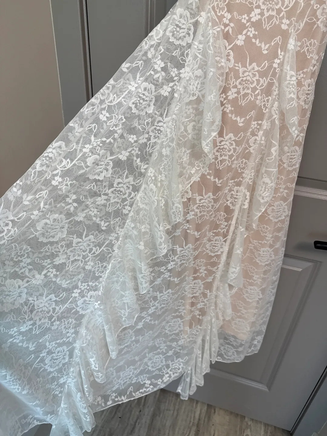 Shein White Lace Dress - Size XS image indicator(3)