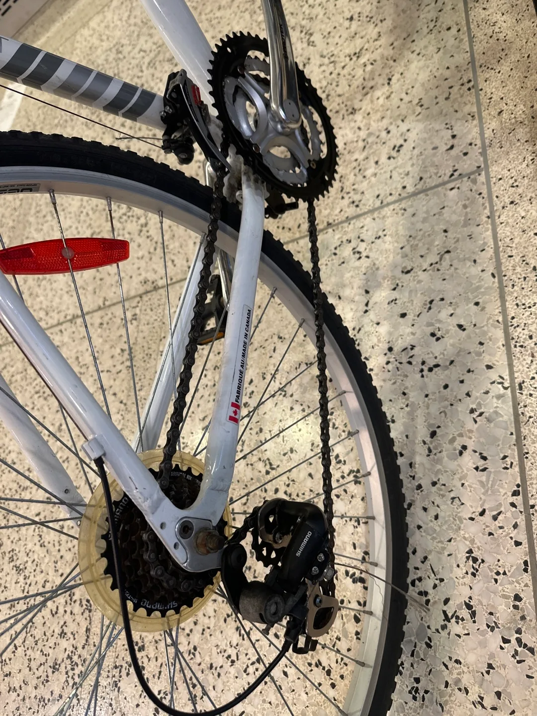 Raleigh Sport White Bicycle image indicator(4)