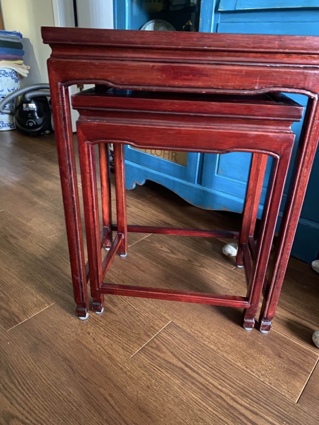 Nest of 2Wood Side Tables - Dark Red - photo 2