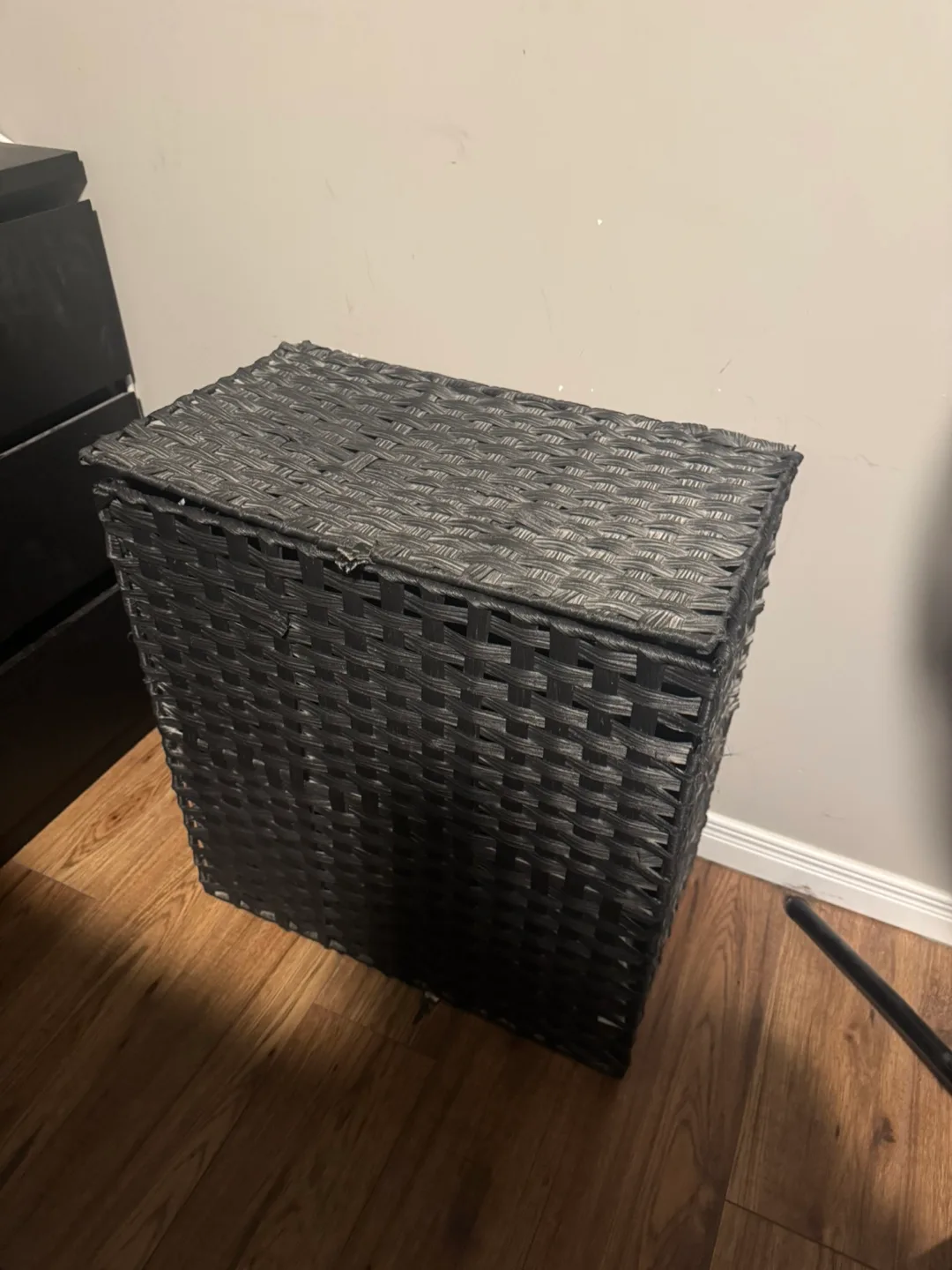 Black Wicker Hamper thumbnail