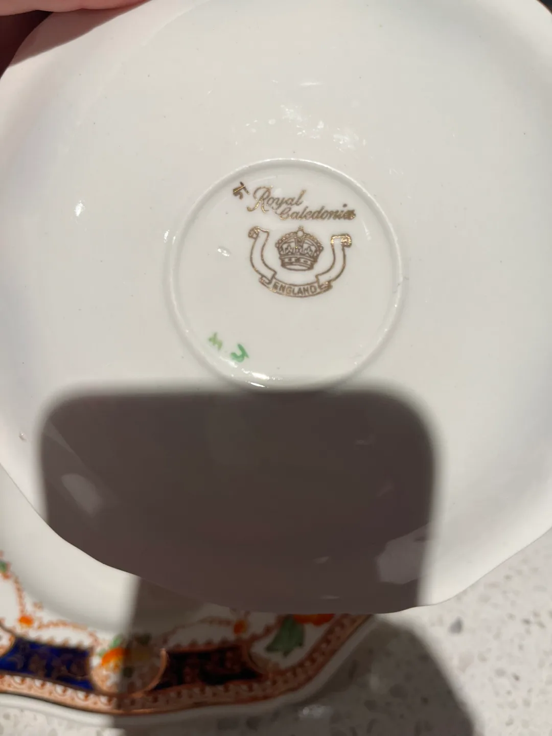 Vintage 1930 Royal Caledonia England Dishes image indicator(8)