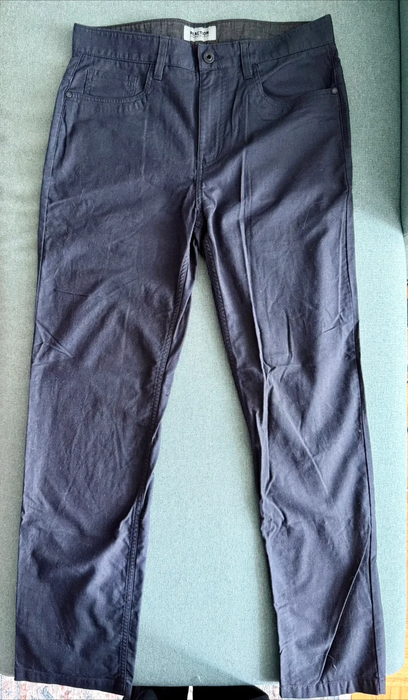 Set of 2 Men’s Jeans/Chinos - US Size 32 thumbnail