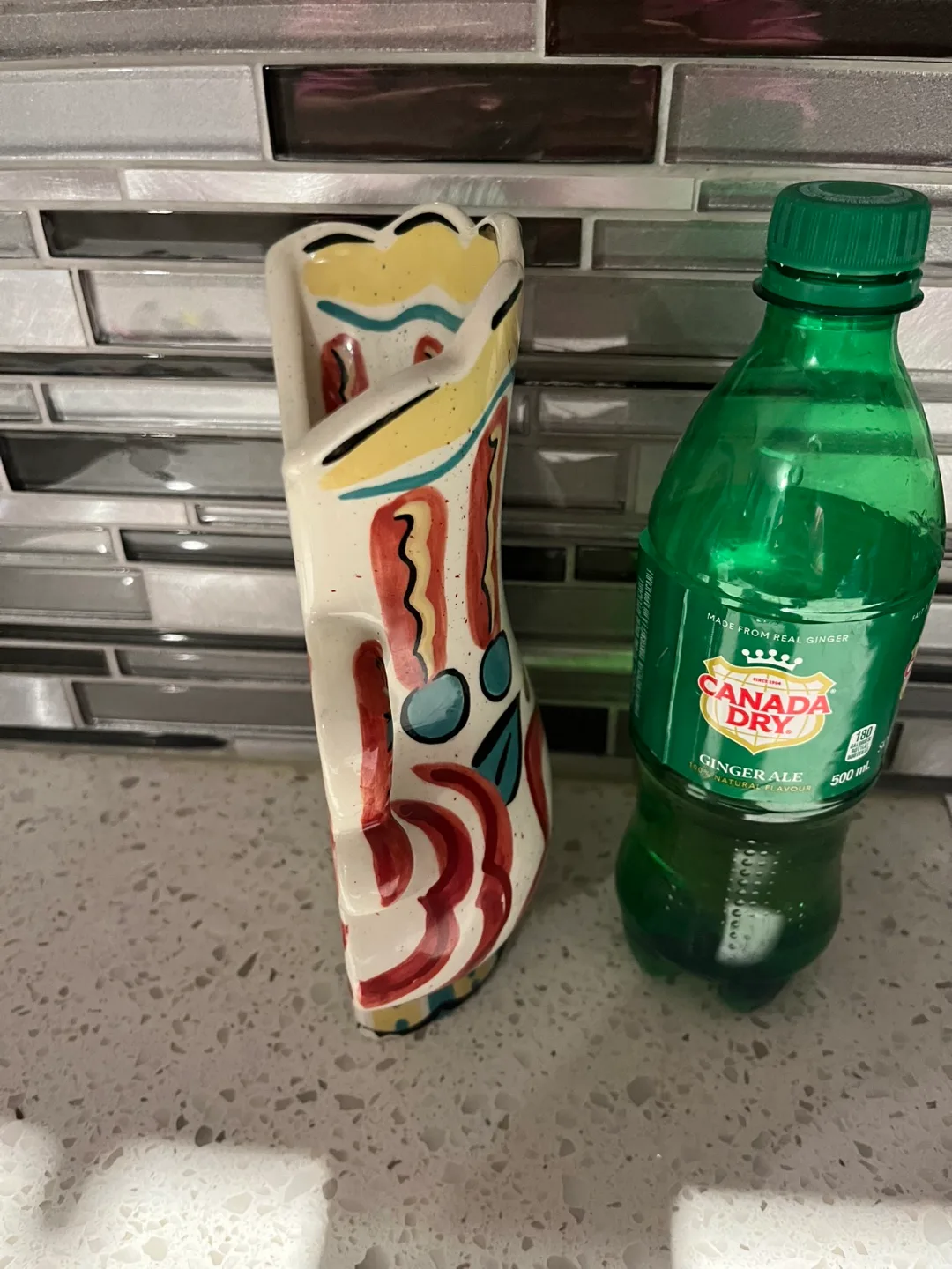 Villa Home Wall Vase image indicator(4)