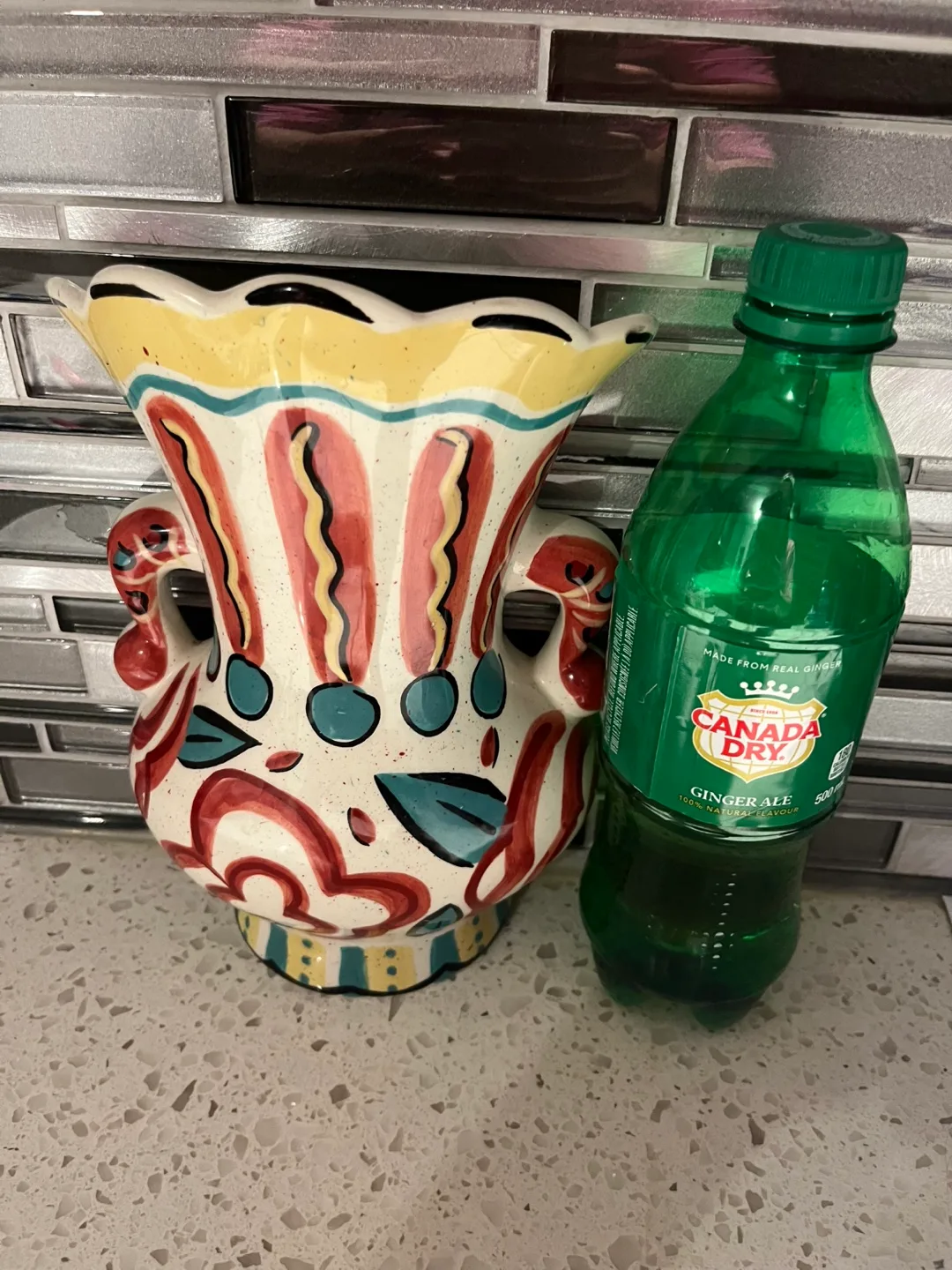 Villa Home Wall Vase image indicator(2)