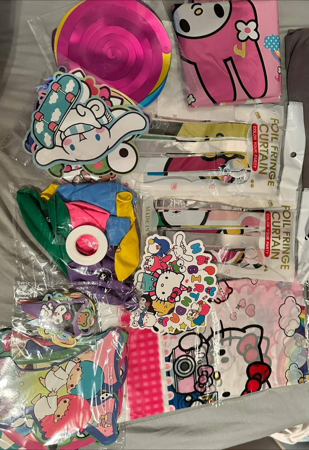Sanrio Party Decoration Set thumbnail