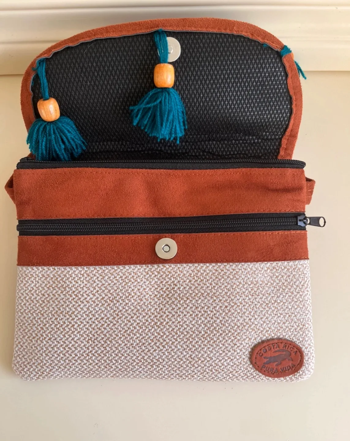 #freecycle Costa Rica Pura Vida Crossbody Bag image indicator(3)