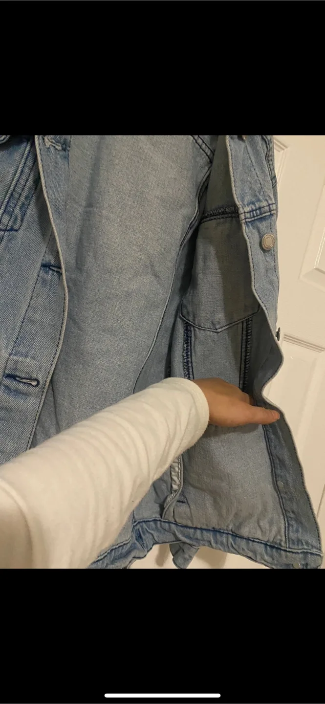 last call ☎️ HDS Denim Jacket - Size Medium image indicator(5)