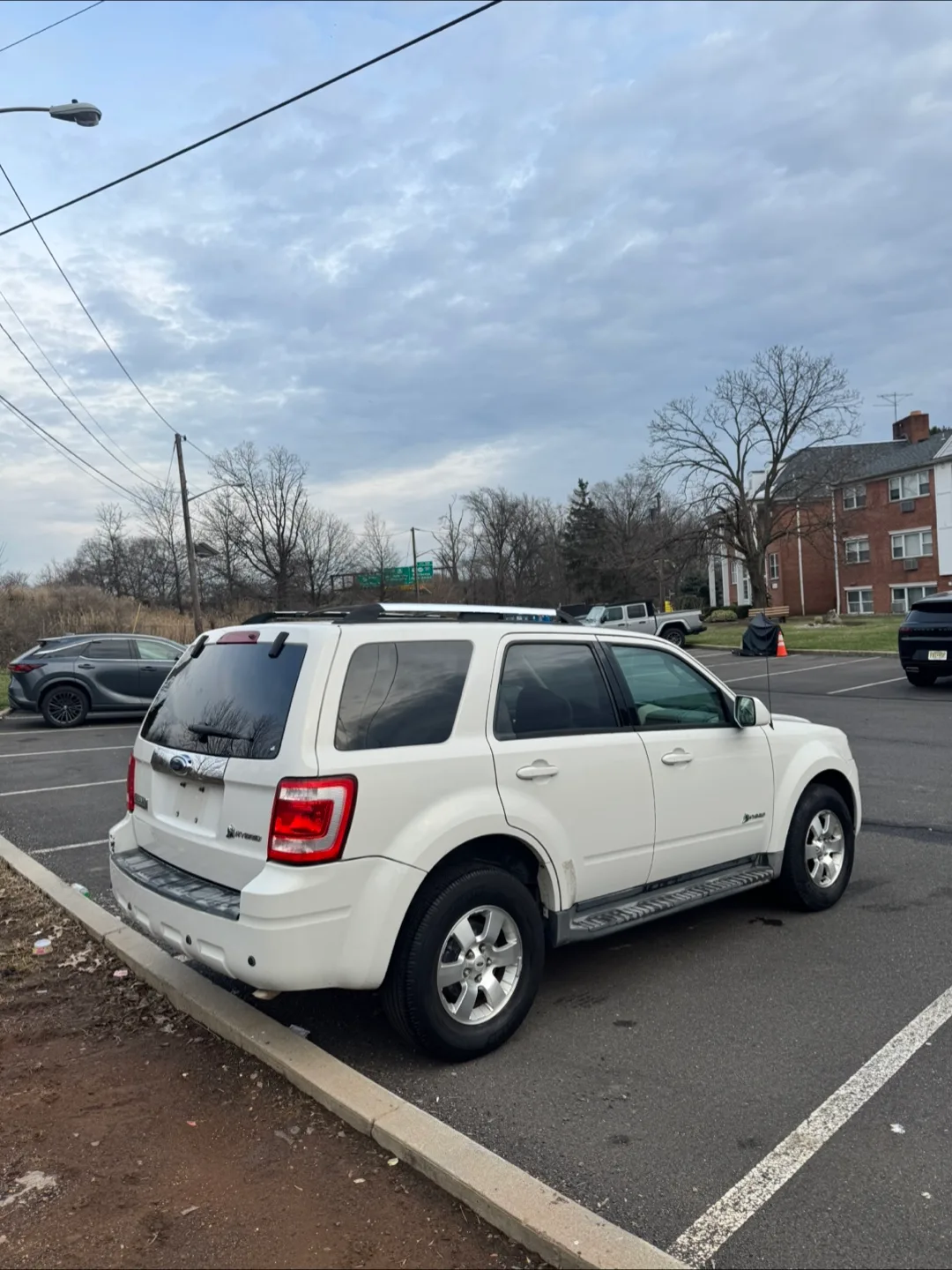 2009 Ford Escape Hybrid Limited image indicator(6)