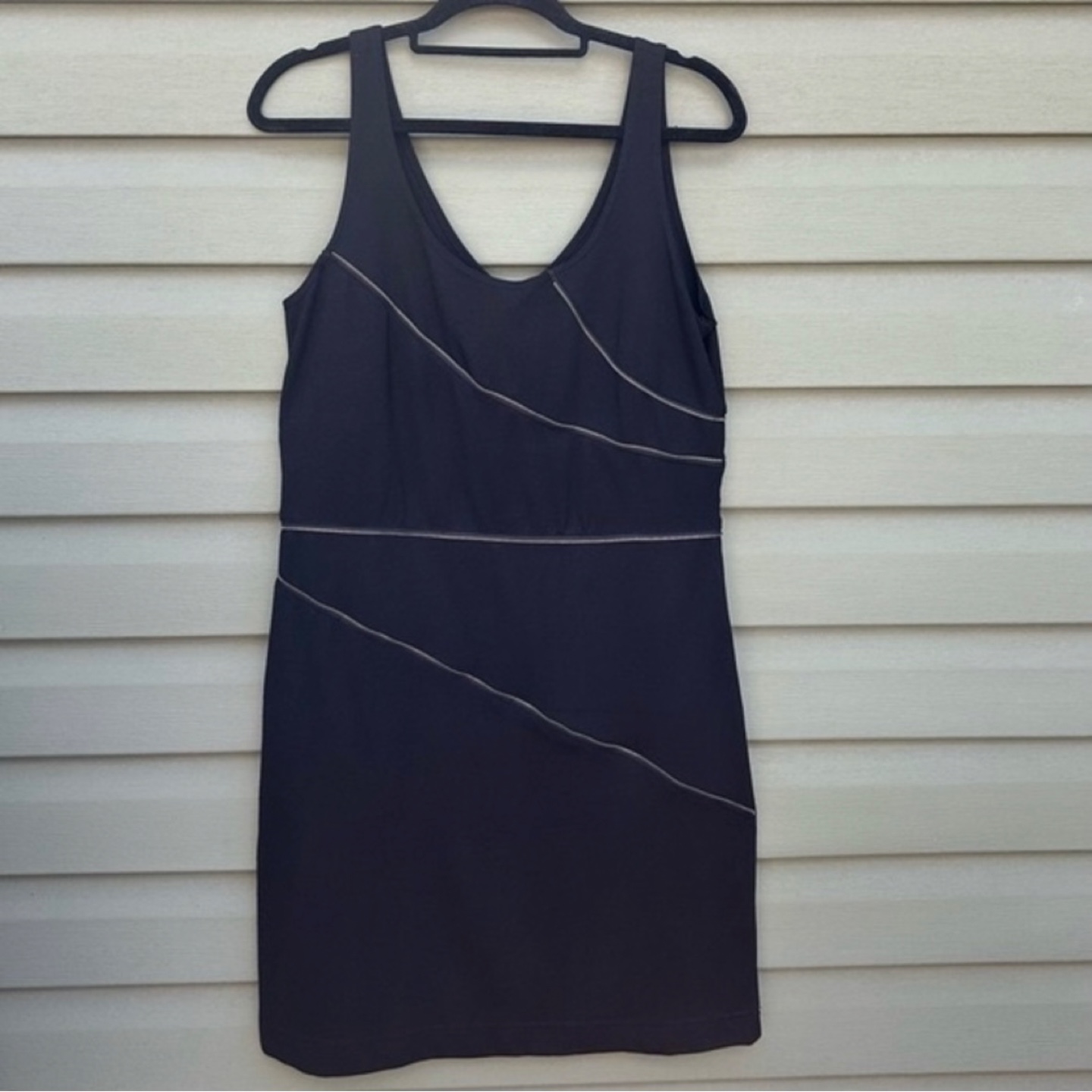 BGN Sleeveless Fitted Dress with Decorative Zippers Size 11/12
