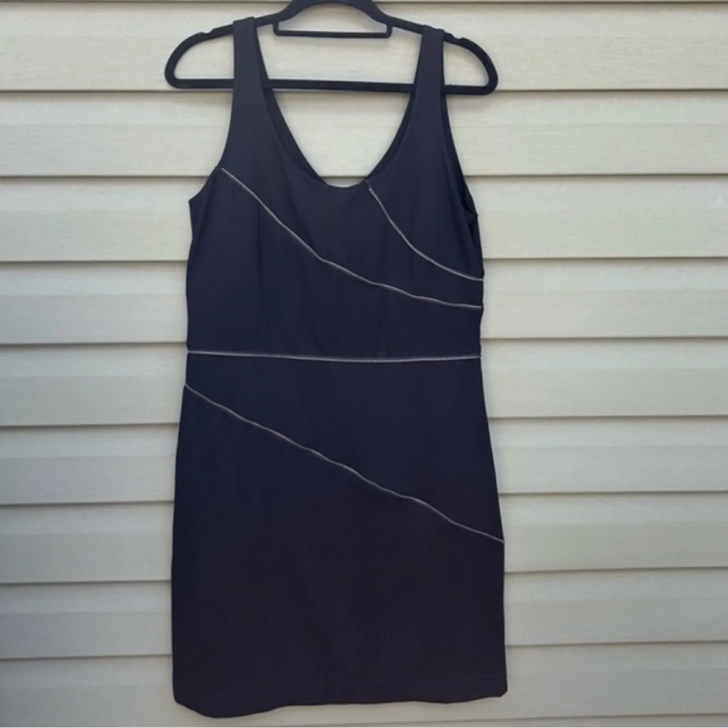 BGN Sleeveless Fitted Dress with Decorative Zippers Size 11/12 thumbnail