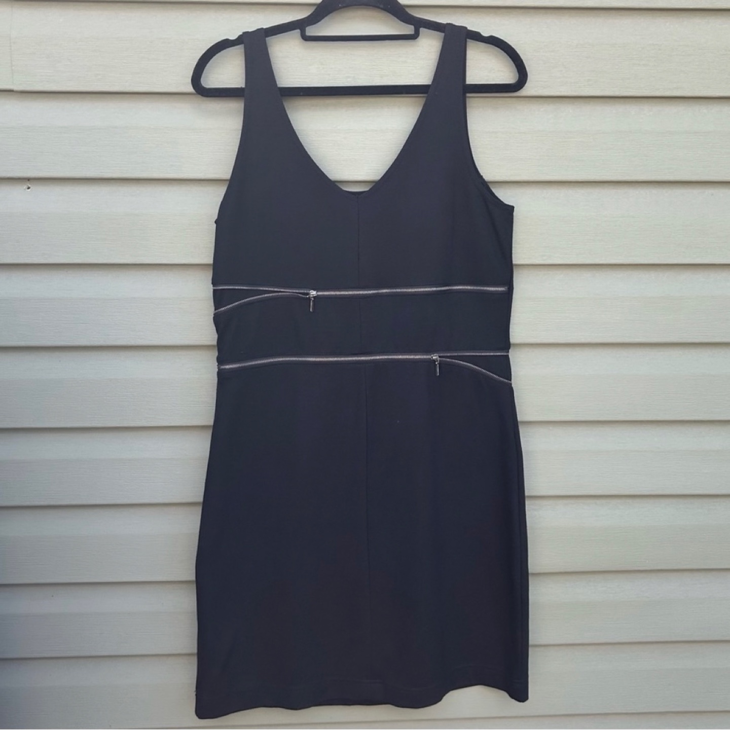 BGN Sleeveless Fitted Dress with Decorative Zippers Size 11/12 - photo 2