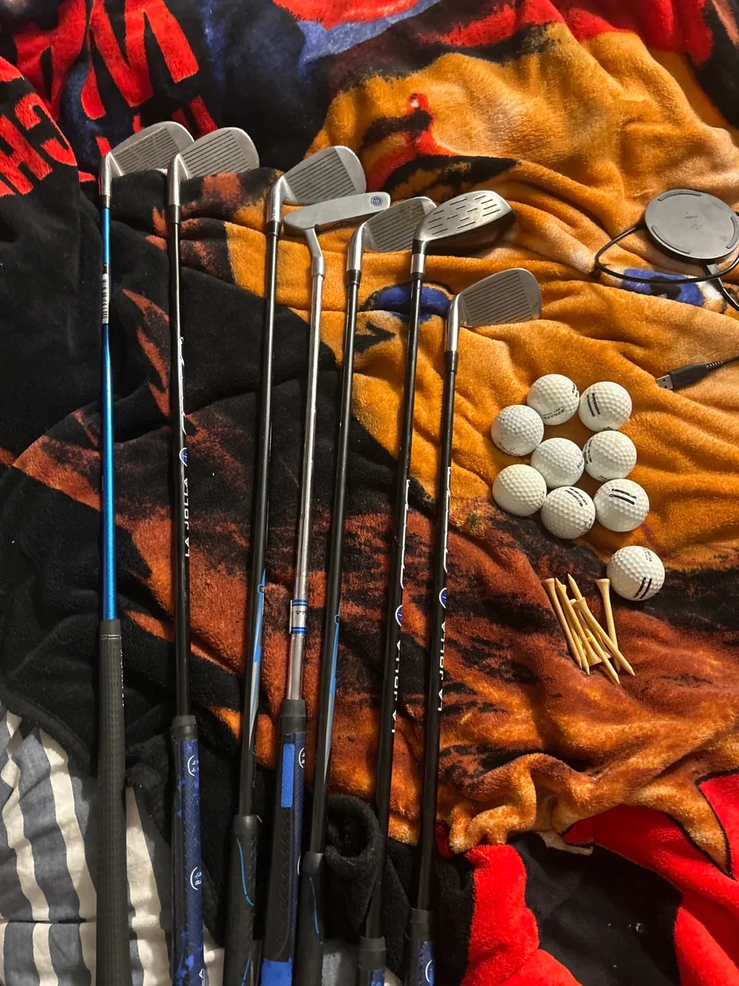 7 clubs, 8balls,8tees,bag included thumbnail