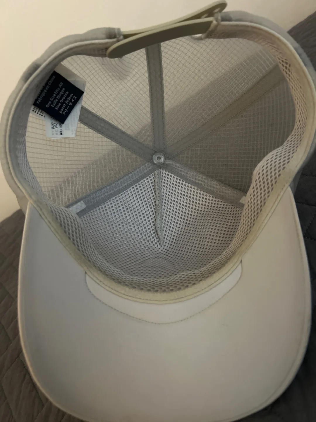 Arc'teryx Trucker Hat - Grey image indicator(3)