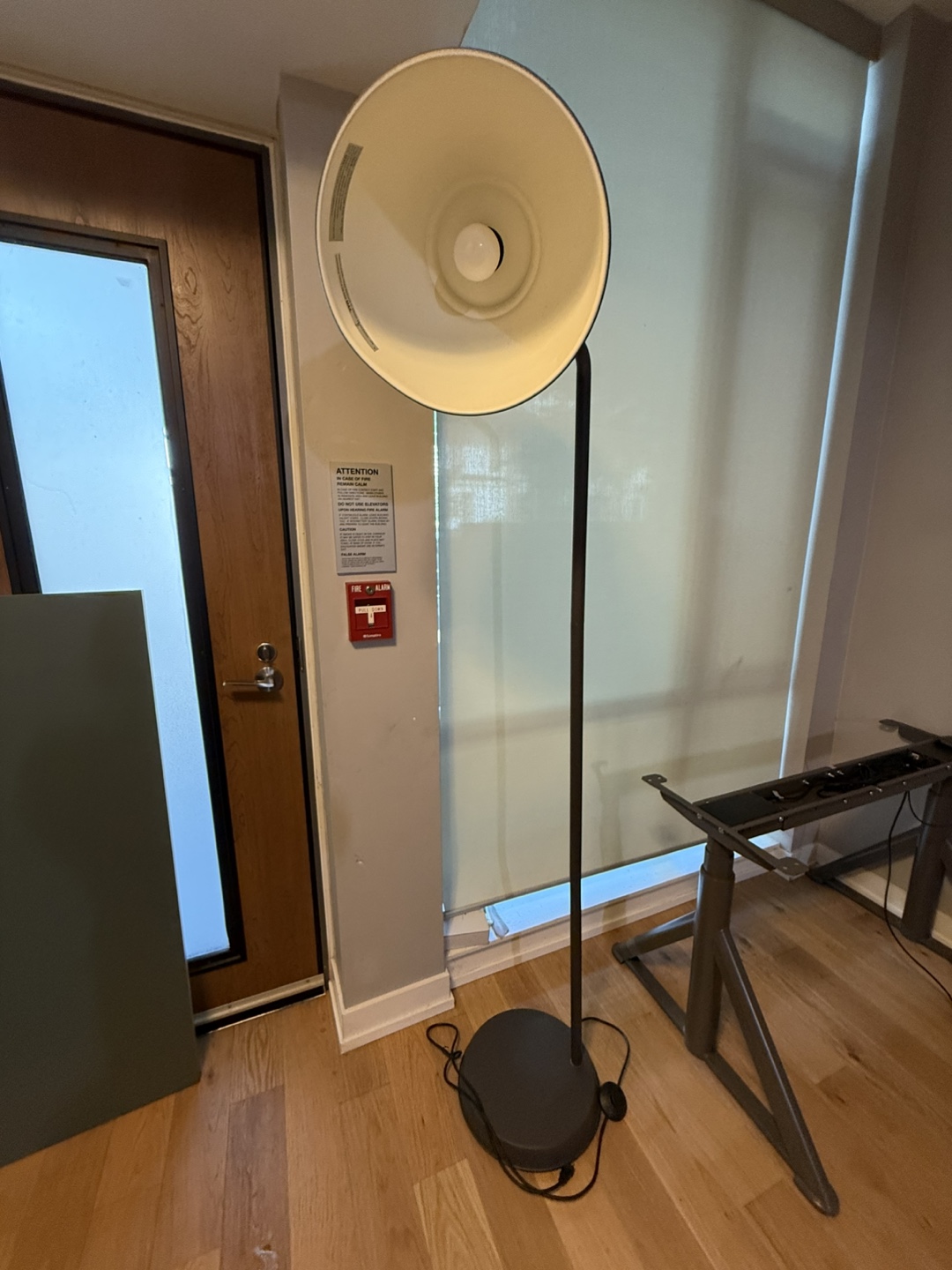 Must go 🚨IKEA Hektar Floor Lamp - Dark Gray - photo 2