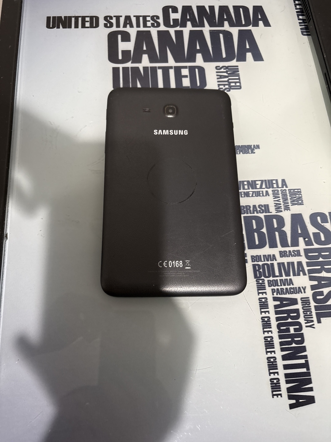 Samsung Tablet - Cracked Screen - photo 2