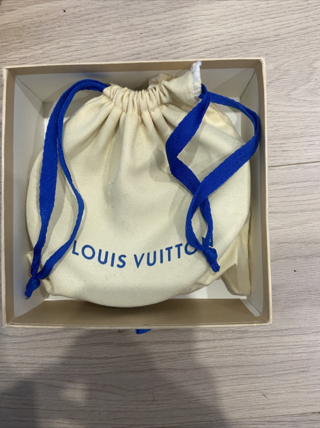 Louis Vuitton M9043 Belt Size 90/36 - photo 2