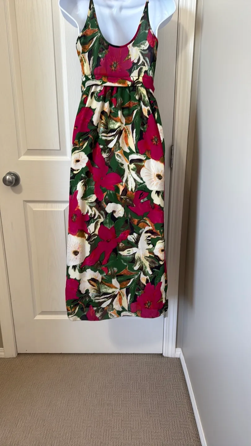 Wilfred Silk Maxi Dress image indicator(6)