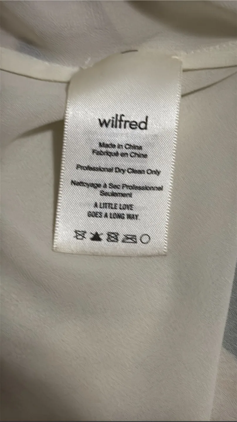 Wilfred Silk Maxi Dress image indicator(9)