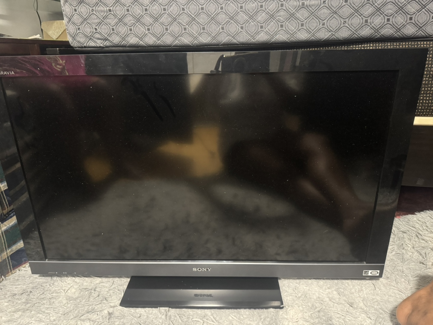 Sony Bravia TV - photo 2