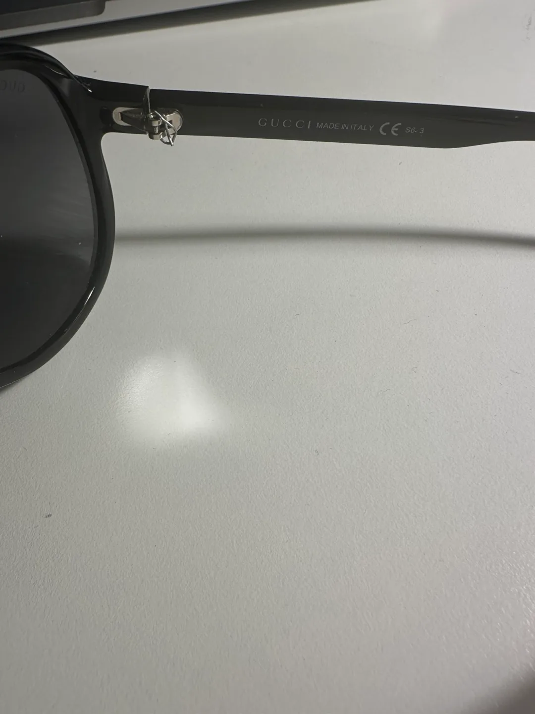 Gucci Black Sunglasses image indicator(4)