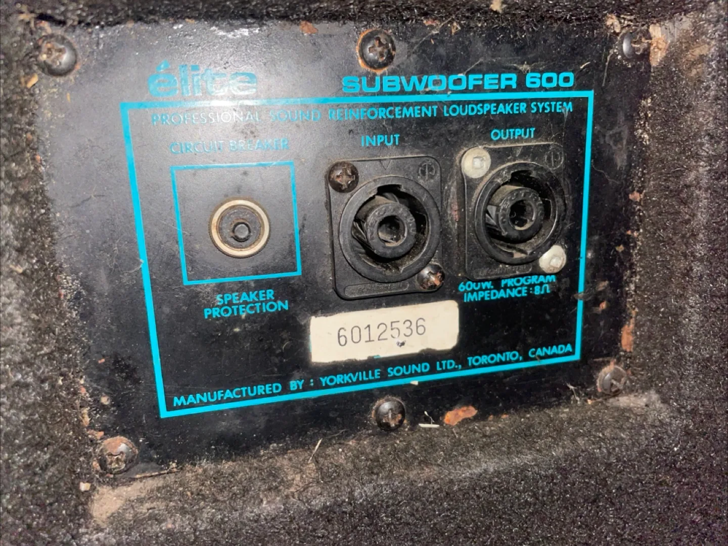 Elite Subwoofer 600 Speakers thumbnail