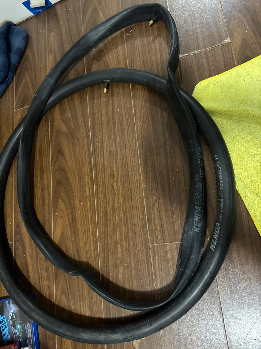 Kenda 27.5x1.9/2.125 Bike Inner Tubes - Pair thumbnail
