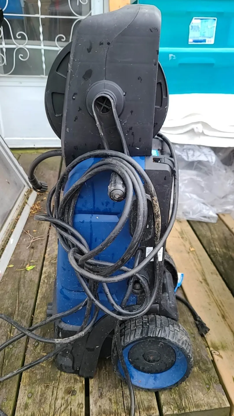 Simoniz 2000 PSI Electric Pressure Washer image indicator(3)