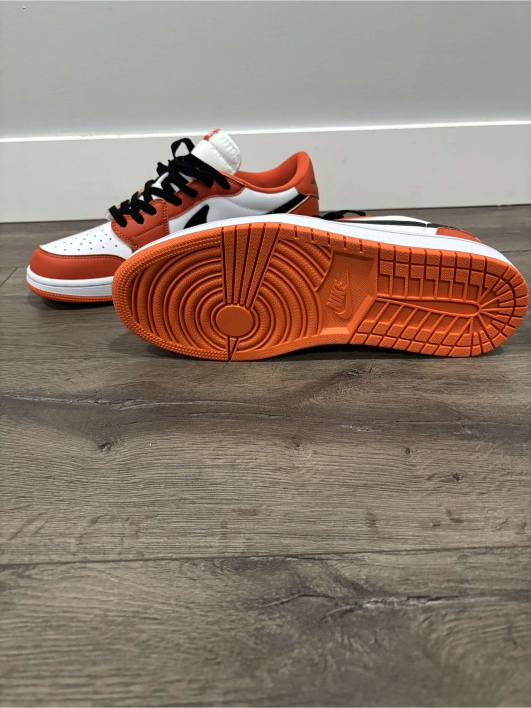 Nike Air Jordan 1 Low SE Rush Orange - photo 3
