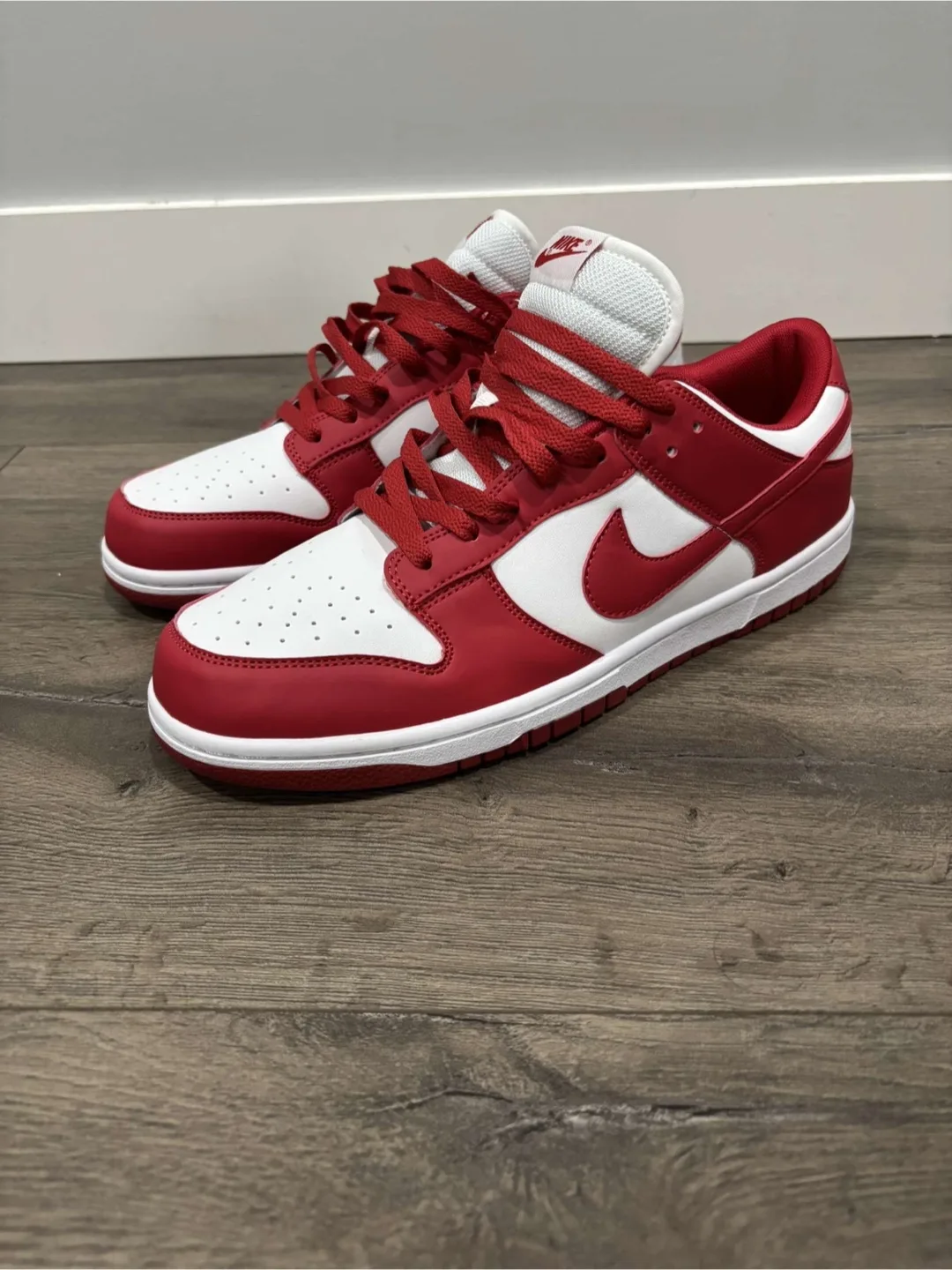 Nike Dunk Low Retro Red/White thumbnail