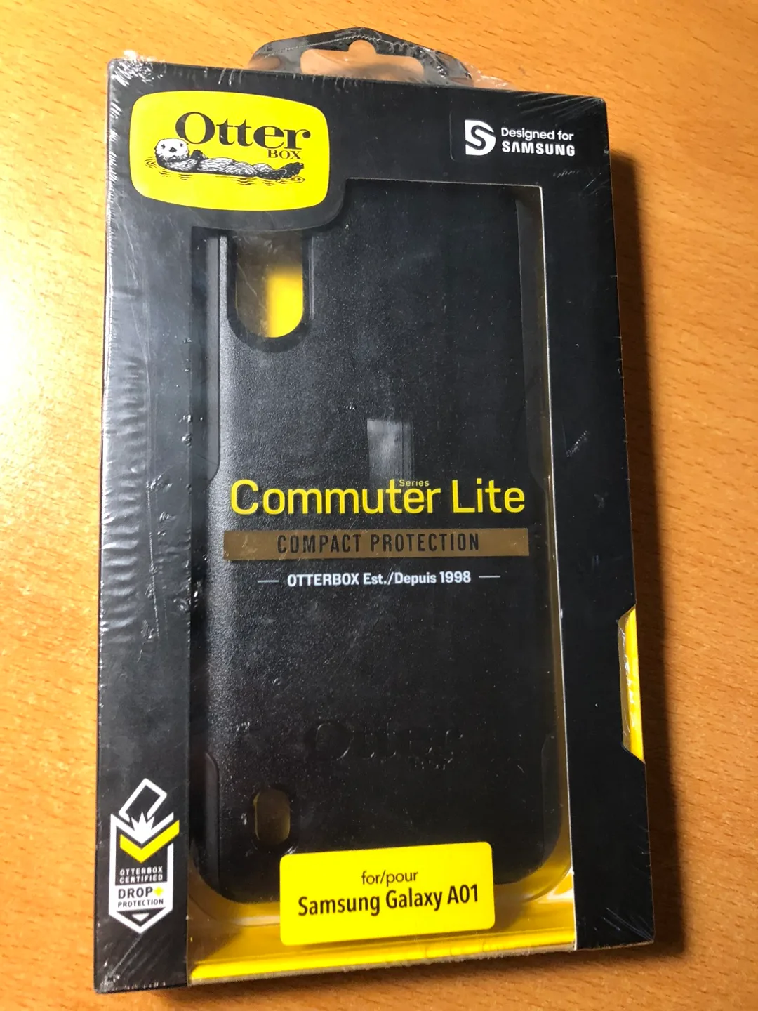 New sealed OtterBox Commuter Lite Case for Samsung Galaxy A01 thumbnail