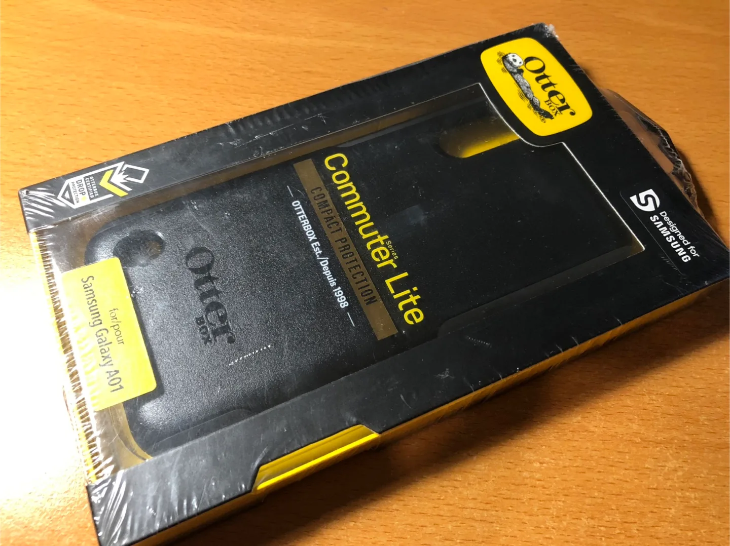 New sealed OtterBox Commuter Lite Case for Samsung Galaxy A01 image indicator(4)