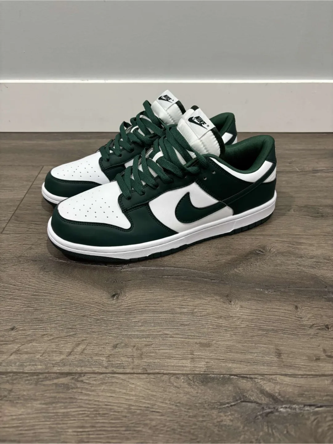 Nike Dunk Low Retro Green/White thumbnail