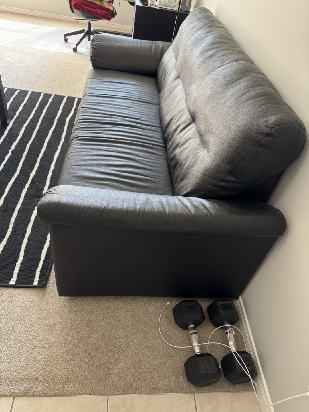 Black Ikea sofa. - photo 2