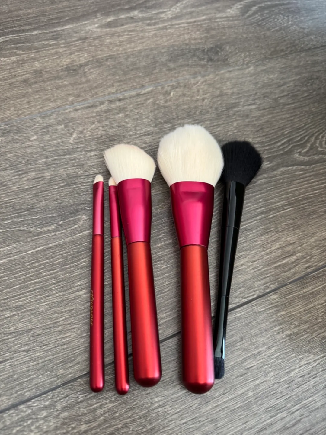 Makeup Brush Set thumbnail