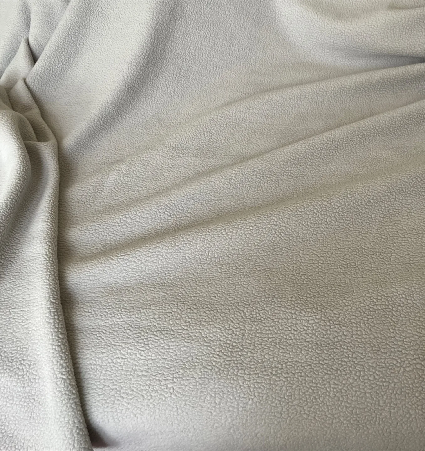 Fabricland Baby Lamb Fabric original condition image indicator(4)