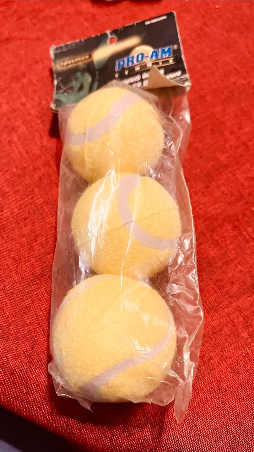 Pro-Am Tennis Balls - New in Package #freecycle thumbnail