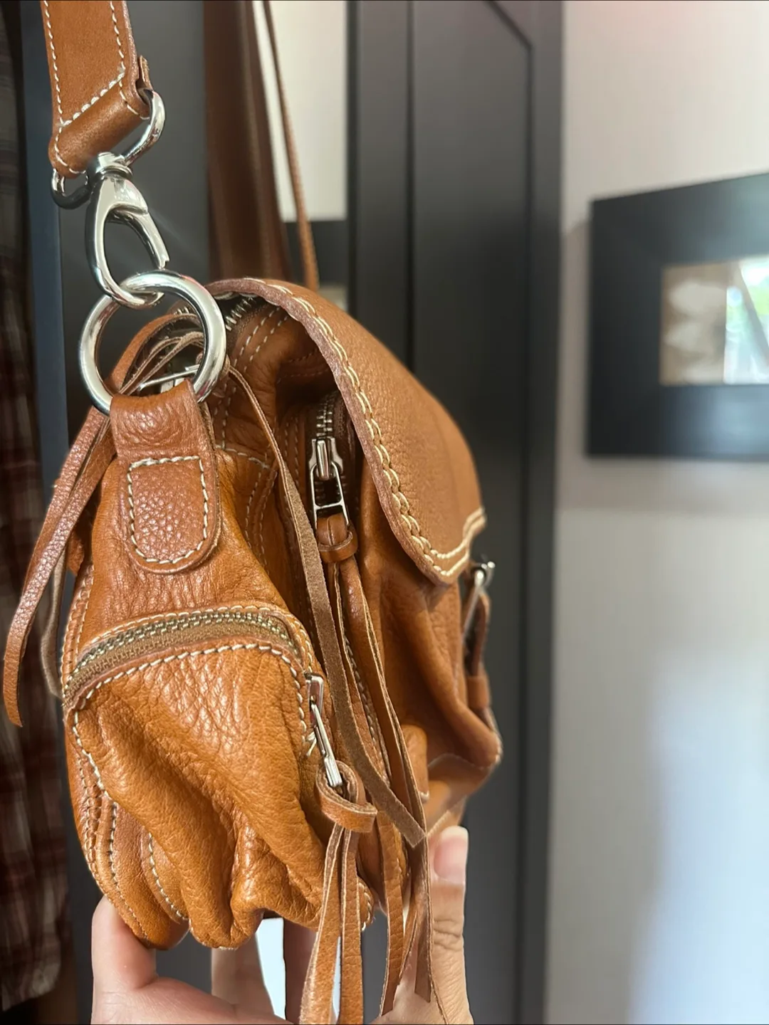 Roots Leather Crossbody Bag - Brown image indicator(4)